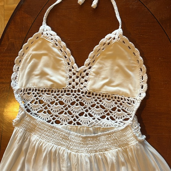 White Crochet Lace Dress with Halter V-neck. Flare Long Maxi Beach Dress. Size S - Picture 13 of 15